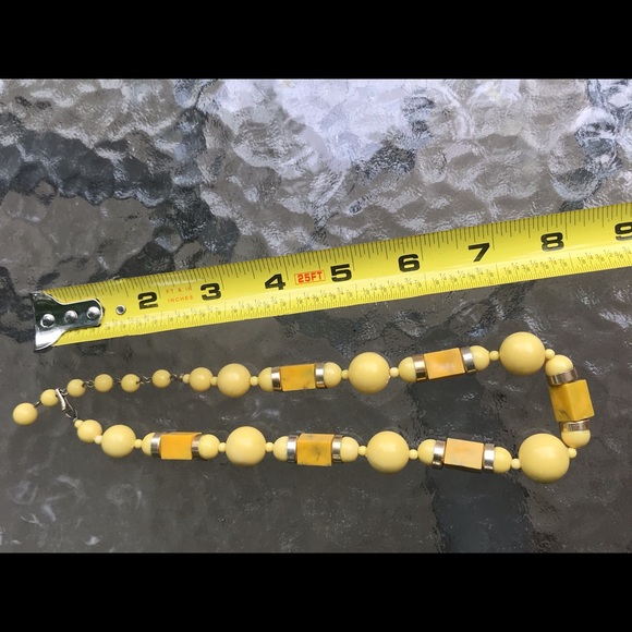 VINTAGE 1970s Yellow & Mustard Gold Chunky Beaded Necklace 8” - Picture 5 of 9